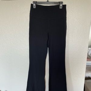 LULULEMON Groove Super-High-Rise Flared Pant Nulu